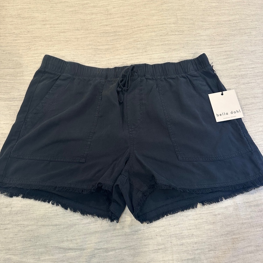 Bella Dahi shorts